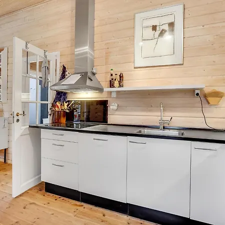 3 Bedroom Gorgeous In *