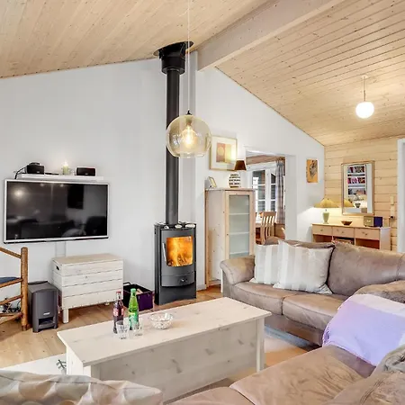 3 Bedroom Gorgeous In *