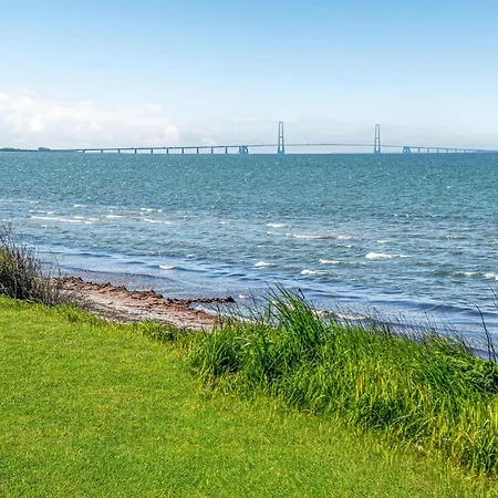 別荘 3 Bedroom Gorgeous In スラーエルセ